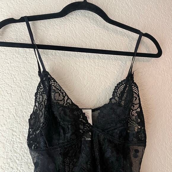 In Bloom Lace Polka Dot Camisole Tank Top Black Medium - Picture 6 of 7